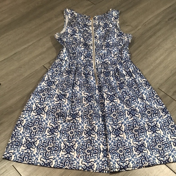 Milly for Design Nation Blue Floral Print Sleeveless        V-Neck Dress size 10 - Picture 7 of 9